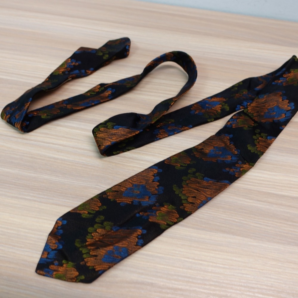 Vintage Slim Tie Mens Black Brown Floral Jacquard Silk Art HONEBONS Golden Clasp